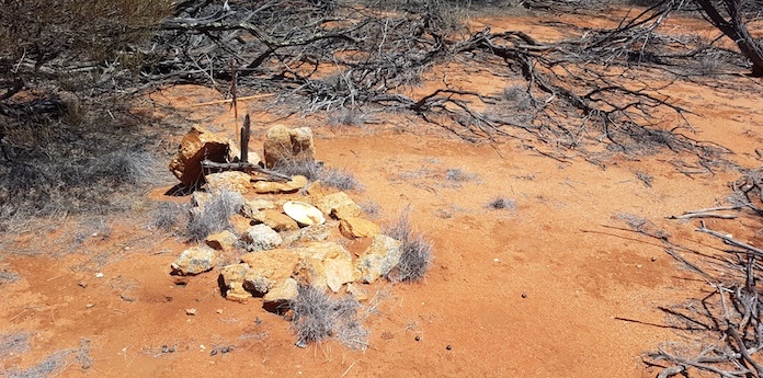 Grave at Urdardunging.