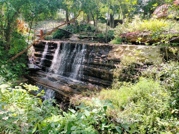 Small waterfall at the 'Grand Canyon'.